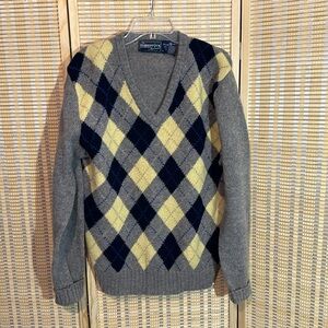 Woodstock by Bernard 100% Shetland Wool Gray Argyle Print Vneck Sweater Large